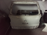Fiat 500 L bagaj kapağı
