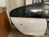 RENAULT FLUENCE HATASIZ ORJİNAL ÇIKMA SAĞ ARKA KAPI