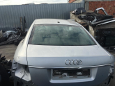 Audi A6 bagaj camı hatasız orjinal çıkma