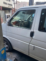 VOLKSWAGEN TRANSPORTER SOL ÖN KAPI ÇIKMA