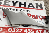 62470-12140 toyota corolla 2008 sağ arka direk kaplaması