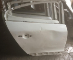 RENAULT FLUENCE SAĞ ARKA KAPI ÇIKMA  PARÇALAR