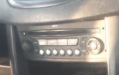 2009 model peugeot 207 1.4 çıkma cd changer