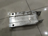 Mercedes E W212 Ön Tampon Montaj Braketi Sol A2126200995