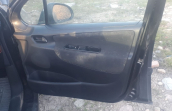 2009 model peugeot 207 1.4 benzinli sökme sağ ön kapı döşeme