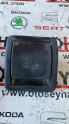5C6867490 vw jetta 2011-15 arka pandizot isofix kapağı