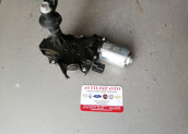 OPEL CORSA E ARKA CAM SİLECEK MOTORU (ayağı kırık)