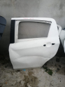 Toyota yaris sol arka kapı