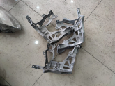 Mercedes C Serisi W205 Far Braketi A2056221600 A2056225300