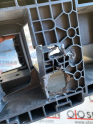 5C6864251A vw jetta 2012-15 orta konsol kol dayama braketi