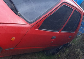 peugeot 205 1.4 benzinli çıkma sol takım kapı
