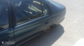Toyota Corona sol arka kapı