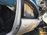 Audi A4 Sağ Ön Kapı Camı hatasız orjinal çıkma