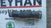 165757148R renault symbol hava filtre borusu