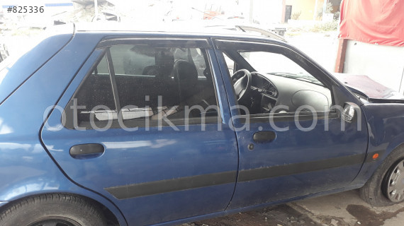 2001 Ford fiesta arka sağ camurluk
