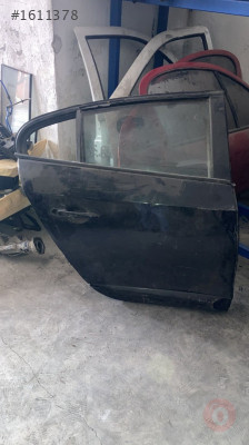 Renault Fluence Sağ arka kapı