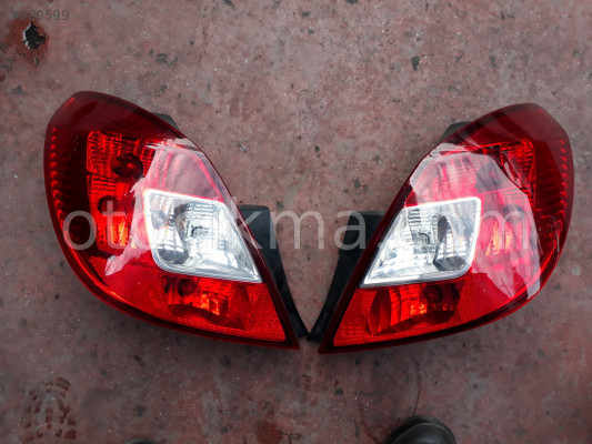 OPEL CORSA D KASA ÇIKMA ORJİNAL STOP LAMBASI