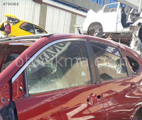 2017 HONDA CRV SAĞ TAKIM KAPI CAMI.