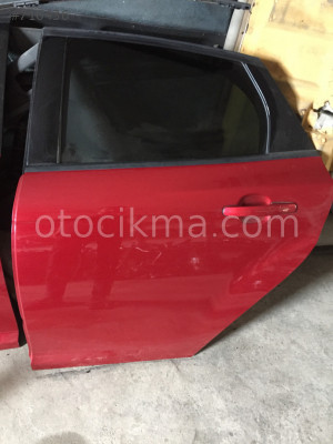 2017 ford focus cıkma sol arka kapı
