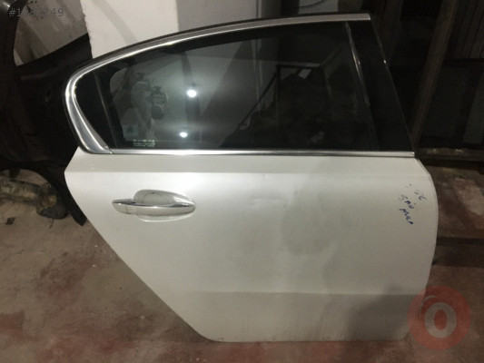 Peugeot 508 hatasız dolu sağ arka kapı
