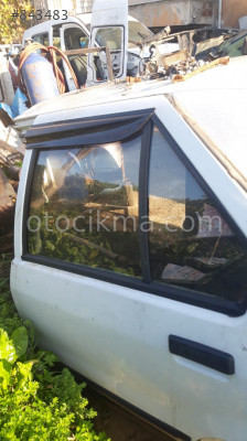 renault 19 sol arka kapi