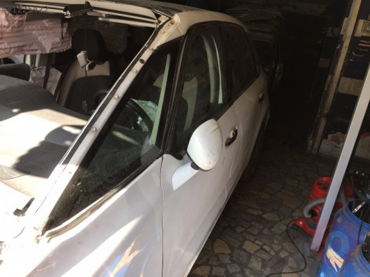 CITROEN C4  2009 MODEL SOL ARKA KAPI DOLU