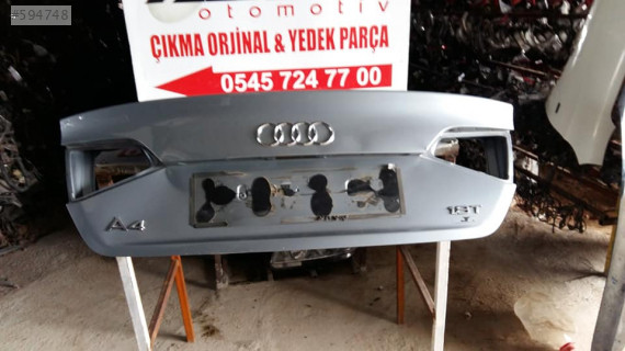 Audi A4 2012 model arka bagaj kapağı
