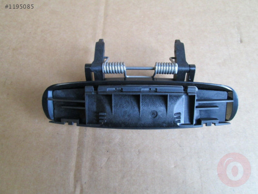 AUDİ A3 A4 ARKA KAPI KOLU DIŞ SAĞ SOL 8E0839207