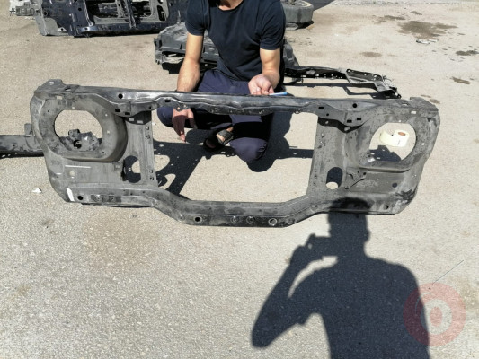 1992-1998 L200 ön panel