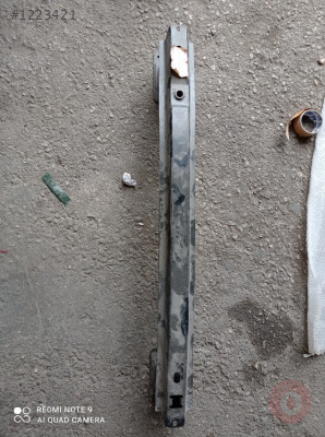Ford focus arka tampon demiri