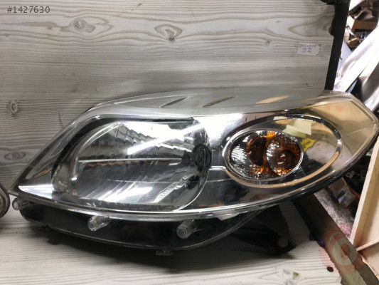 Dacia sandero sağ sol far