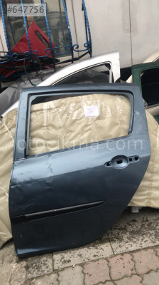 Renault clio 3 çıkma sol arka kapı