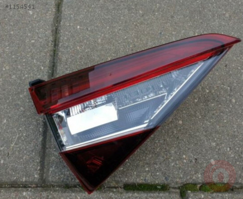 SKODA SUPERB 15-19 STOP LAMBASI SOL İÇ 3V5945307D