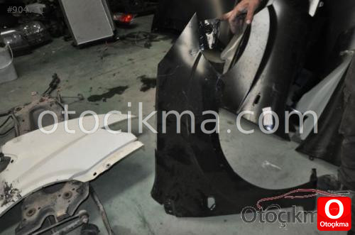 FORD FIESTA ÇAMURLUK HAKAN OTODAN