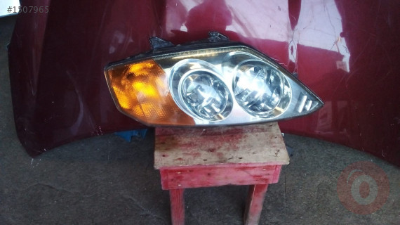 çıkma parça hyundai coupe sağ far