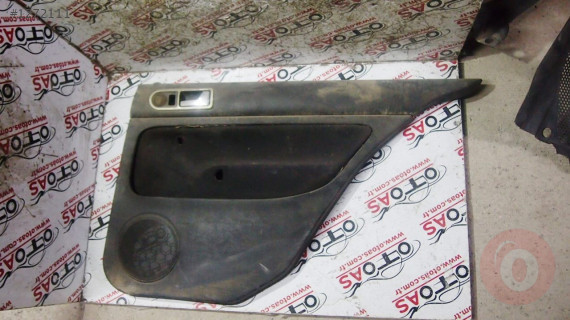 Volkswagen Bora Sağ Arka Kapı Döşemesi 1j6867210