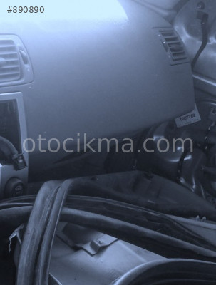 2005 VOLVO V50 ÇIKMA DOLU TORPİDO.