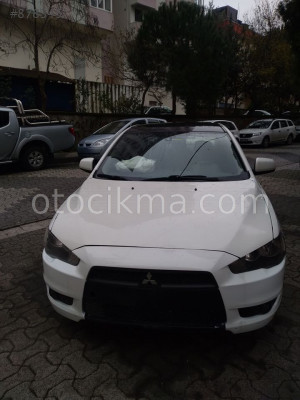 2011 Mitsubishi Lancer Kaporta ve Parçaları