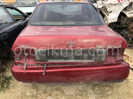 TOYOTA COROLLA ARKA TAMPON