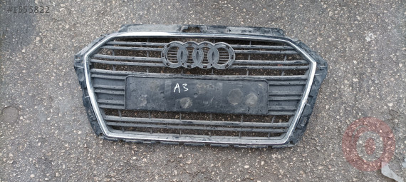 Audi A3 ön panjur orijinal çıkma