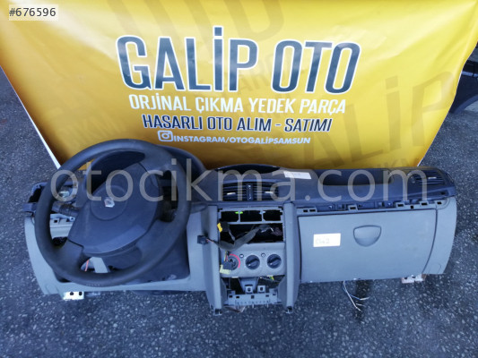 Renault Clio 2 Teyp hatasız orjinal çıkma