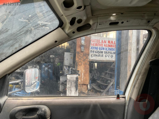 OPEL COMBO SAĞ ÖN CAM ÇIKMA
