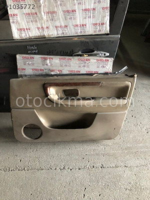 VOLVO 960 SAĞ ÖN KAPI DÖŞEMESİ
