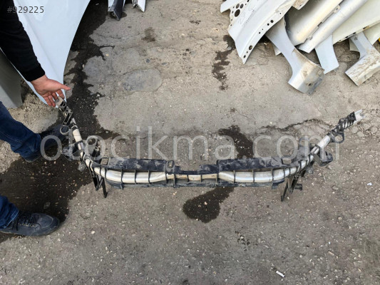 2015 Mercedes cla ön panel