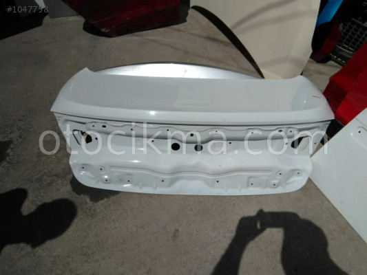 fiat egea çıkma orjinal arka bagaj kapağı