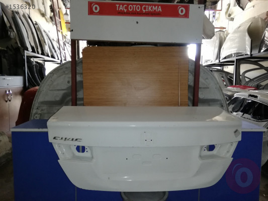 Honda civic f. D7 çıkma bağaj kapısı
