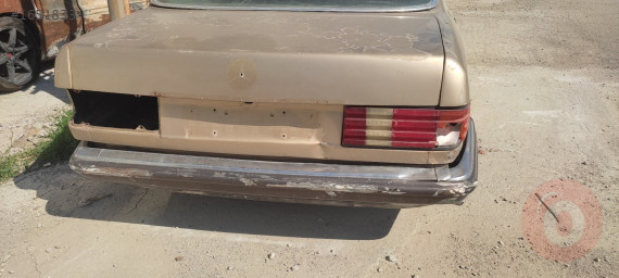 Mercedes 280 se çıkma arka panel