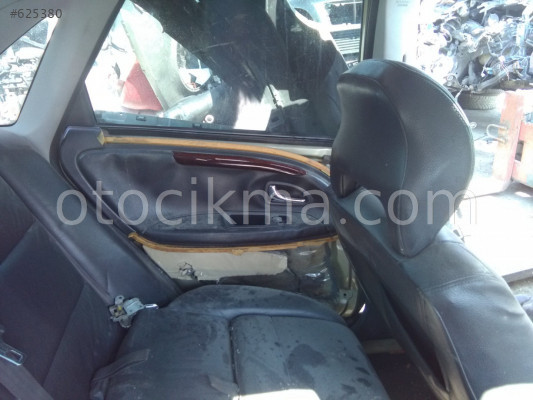 2001 VOLVO S40 2000 TURBO KAPI DÖŞEMESİ ÇIKMA.
