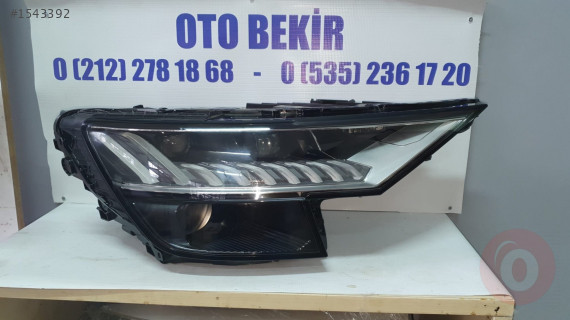 Audi Q8 sag far çıkma
