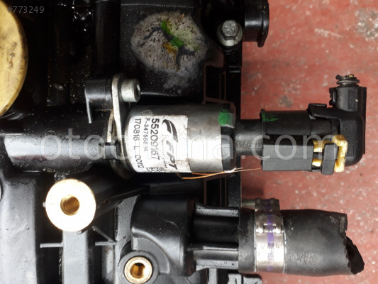 FİAT EGEA 1.4 EKSANTRİK OKUYUCU SENSÖRÜ 55209167